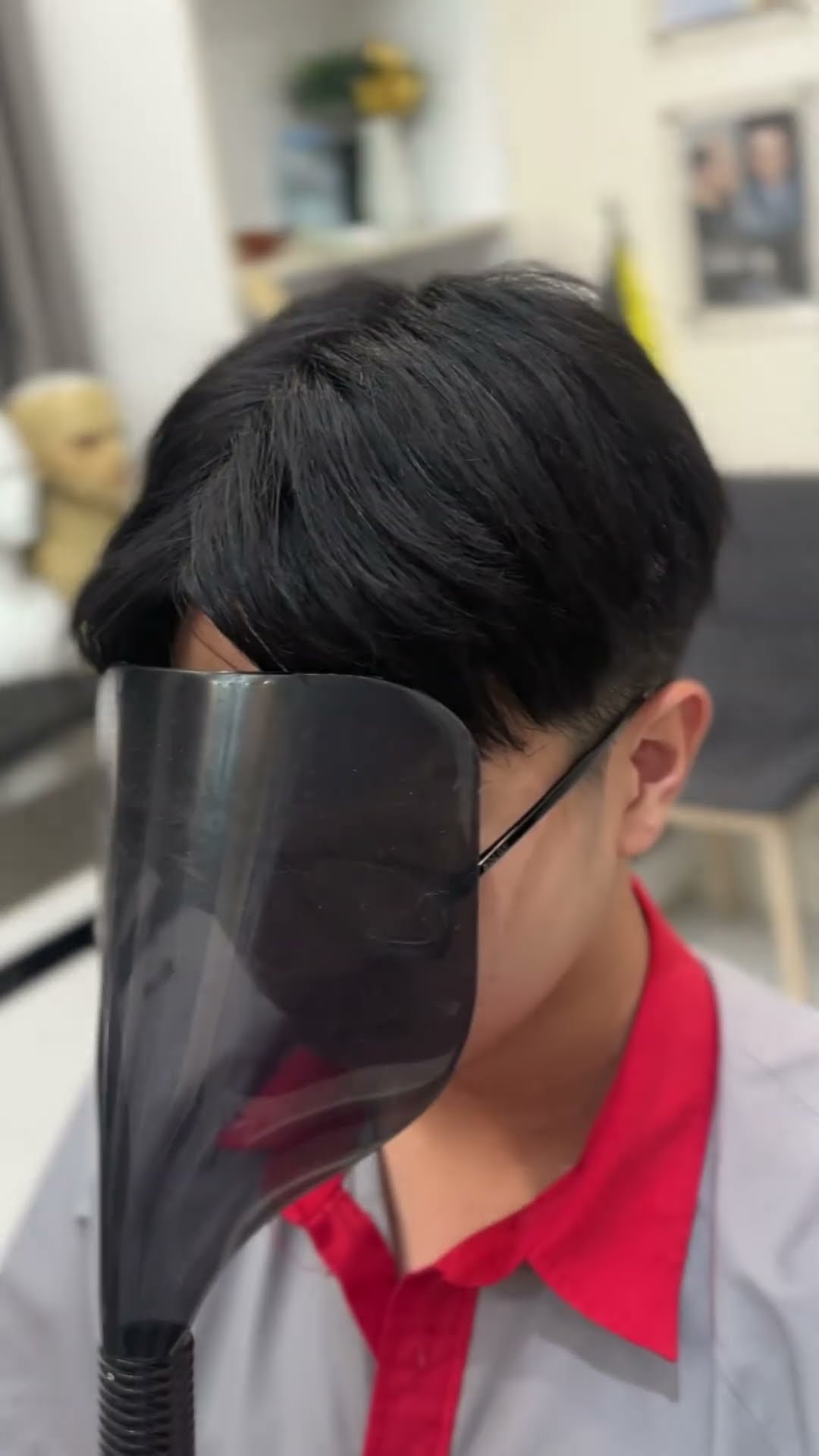 คลิปวิกผมชายแบบติดกิ๊บ ใส่ง่าย ถอดง่าย สำหรับหนุ่มผมบาง ที่ร้านวิกผมผู้ชาย Wewigs Pro